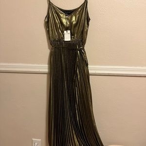 Vici Gold Metallic Pleated Midi Dress